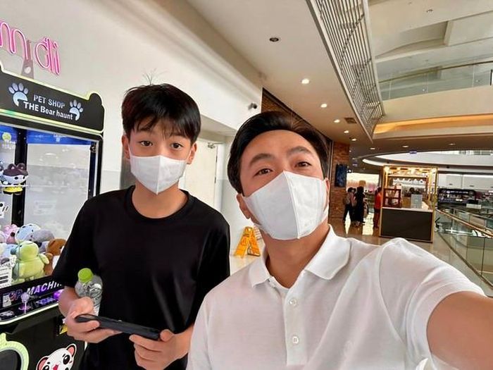 Cường Đô La cũng dành thời gian đưa Subeo đi xem phim vào cuối tuần.