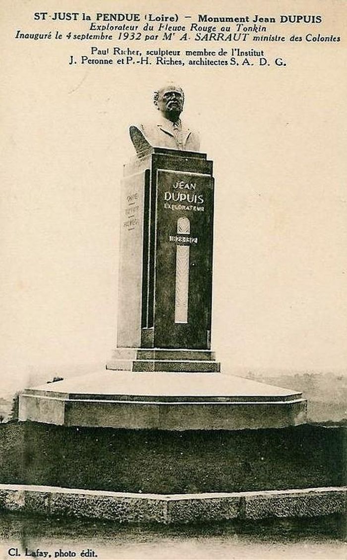 Tượng bán thân Jean Dupuis