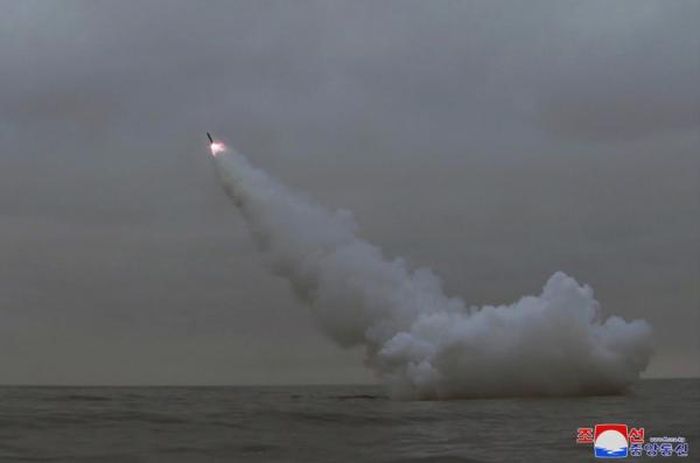 Hình ảnh phóng tên lửa do Triều Tiên công bố. Ảnh: KCNA