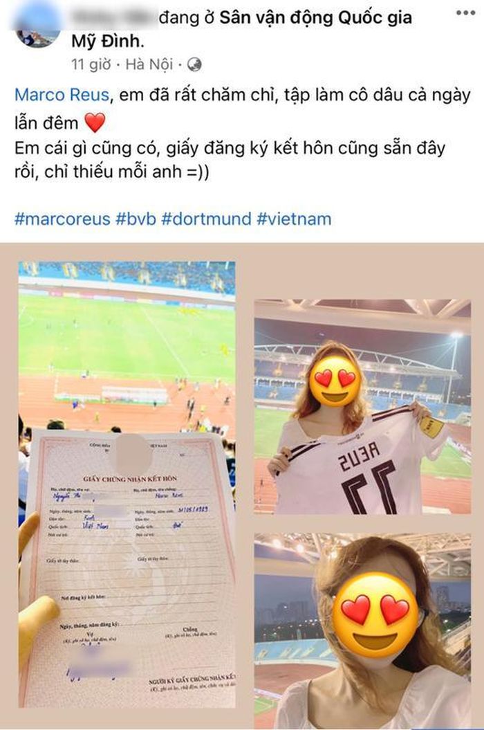 Người vinh hạnh được cô gái cầm giáy chứng nhận kết hôn tới SVĐ Mỹ Đình hôm ấy không ai khác chính là thủ quân của CLB "Vàng - đen" là Marco Reus.