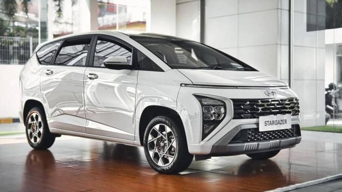 Hyundai Stargazer giảm giá mạnh trong tháng 2/2023