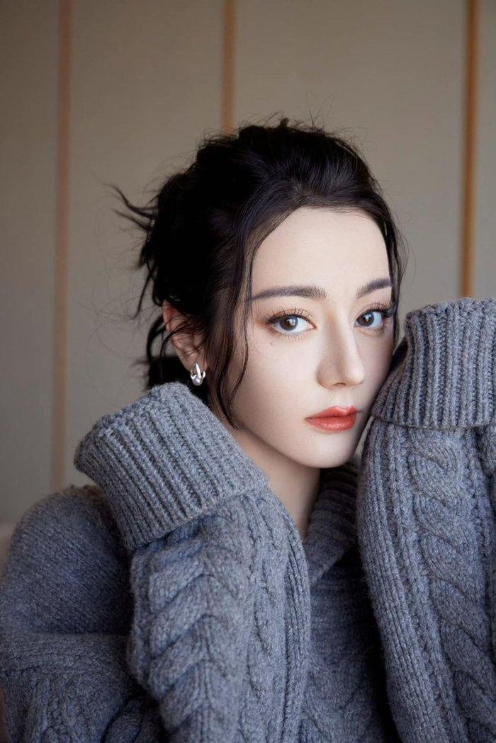 Vắng bóng thời gian dài nhưng cái tên Nhiệt Ba vẫn vô cùng hot