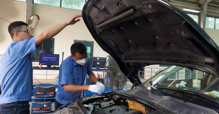 Chu kỳ một số loại ô tô sẽ được kéo dài (Ảnh: N. Huyền)