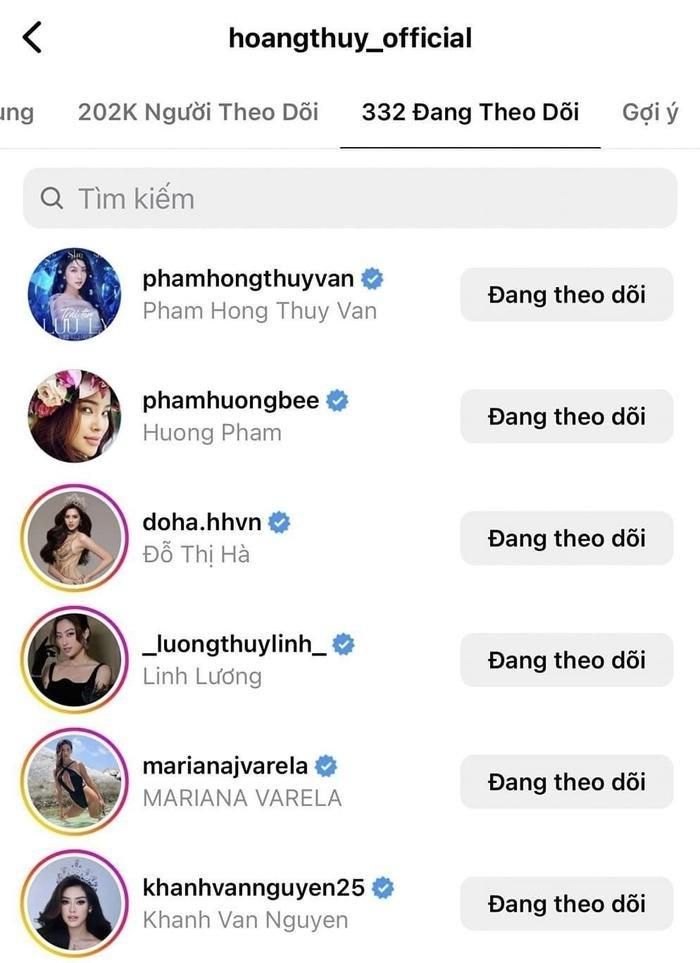 Giữa câu chuyện hủy theo dõi Kim Duyên, Á hậu Hoàng Thùy vẫn giữ theo dõi Thúy Vân và Khánh Vân