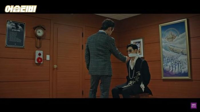 Ok Joo Man cả gan bắt cóc Kim Do Gi