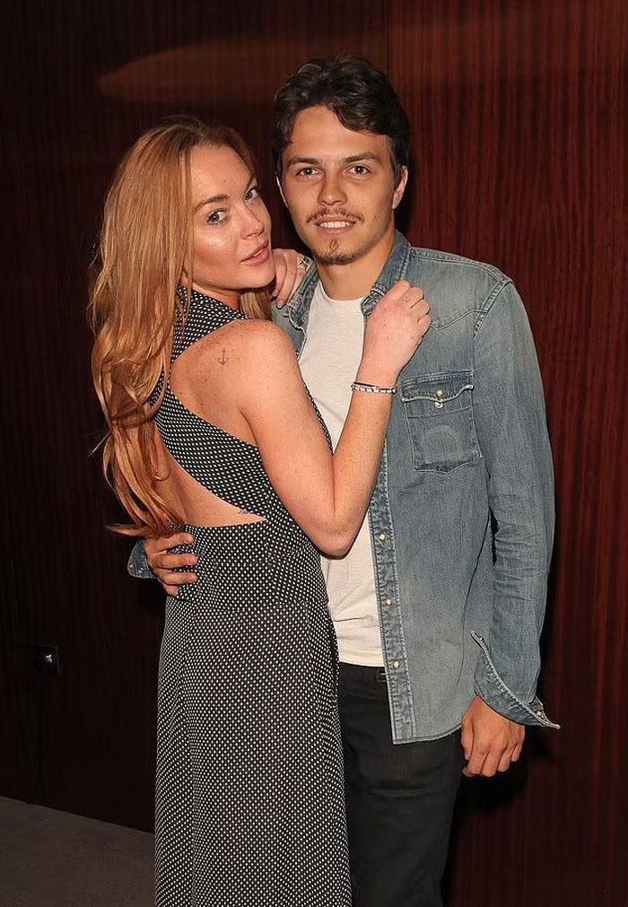 Lindsay Lohan đã đính hôn với Egor nhưng cặp đôi đã chia tay vào năm 2016 sau khi họ bị chụp ảnh vật lộn với một chiếc điện thoại di động trên bãi biển