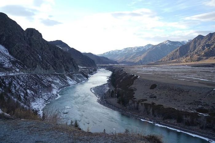 Sông Katun, con sông lớn nhất ở Vùng Altai