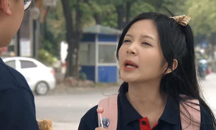 Ngọc Huyền trong Lối nhỏ vào đời.