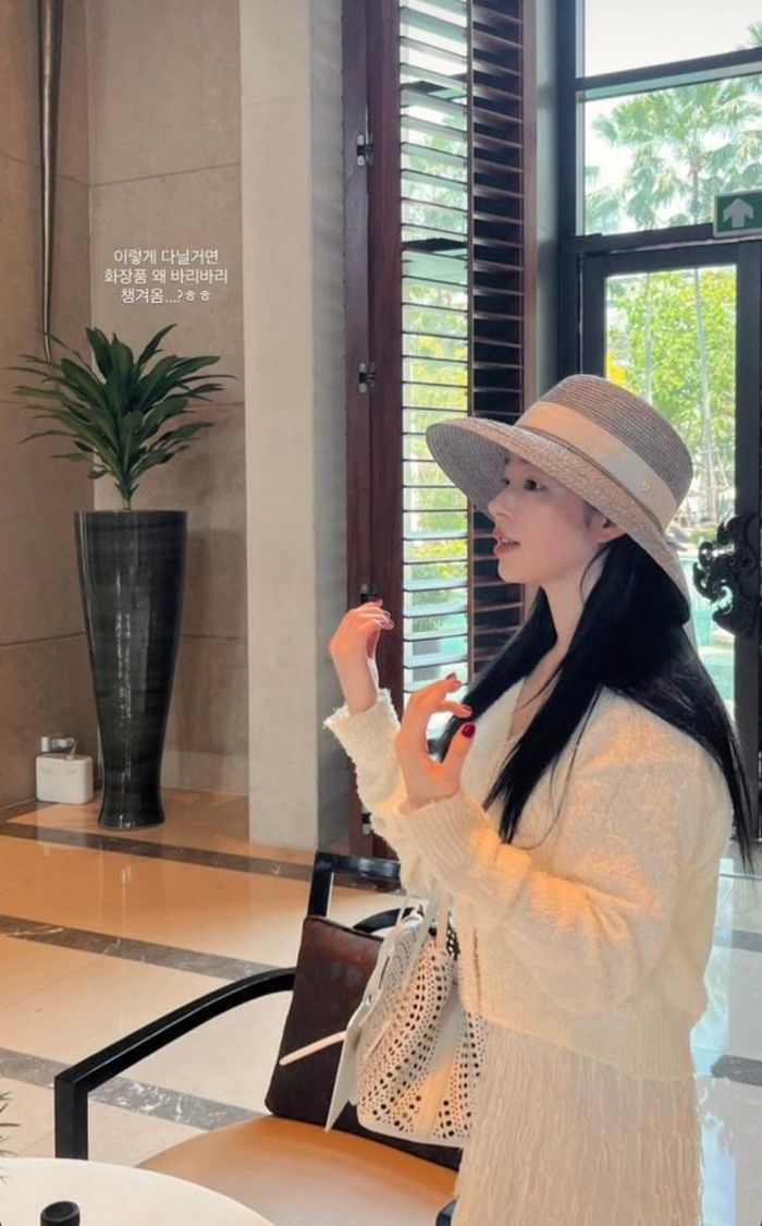 Yoo Hye Won tại một khách sạn sang trọng ở Bangkok, Thái Lan. Ảnh: Dispatch