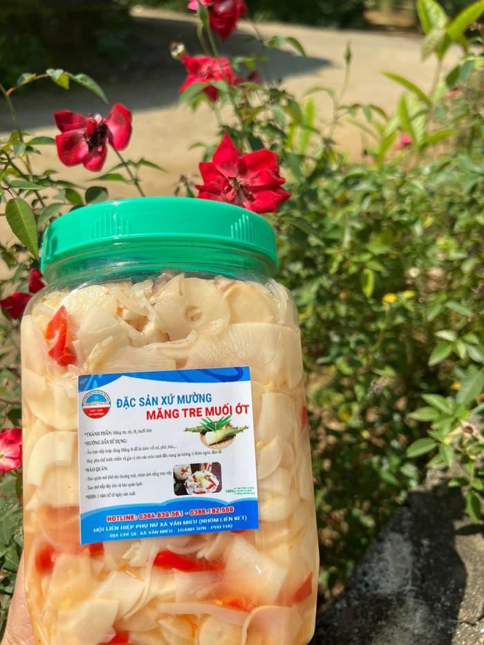 Một trong những sản phẩm của "Tổ Liên kết giới thiệu, quảng bá sản phẩm đặc sản xứ Mường"