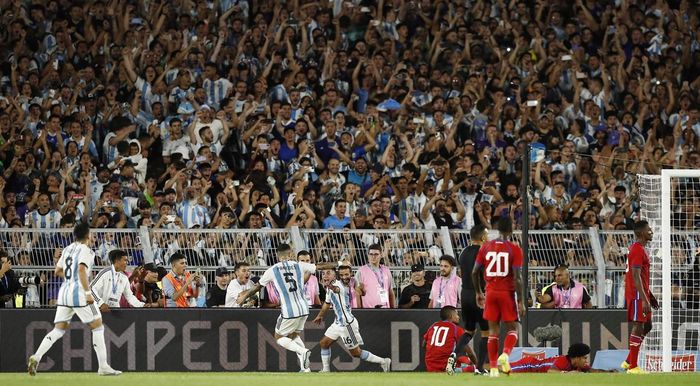 Sau rất nhiều cơ hội bị bỏ lỡ, cuối cùng Argentina cũng tìm được bàn khai thông thế bế tắc ở phút 78