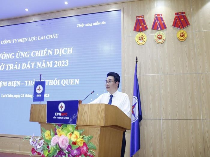 Ông Nguyễn Đức Thọ - Phó Giám đốc Công ty phát biểu tại lễ hưởng ứng