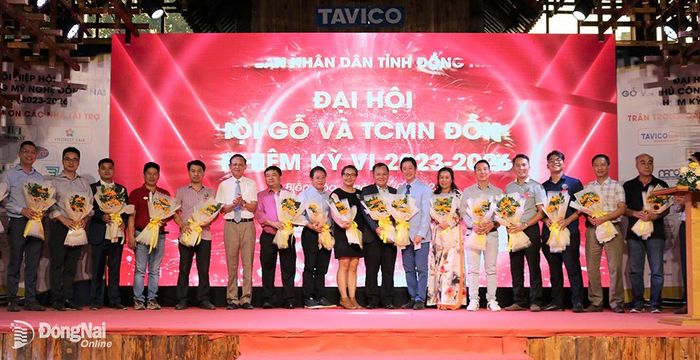 Ban chấp hành, ban kiểm soát ra mắt tại đại hội