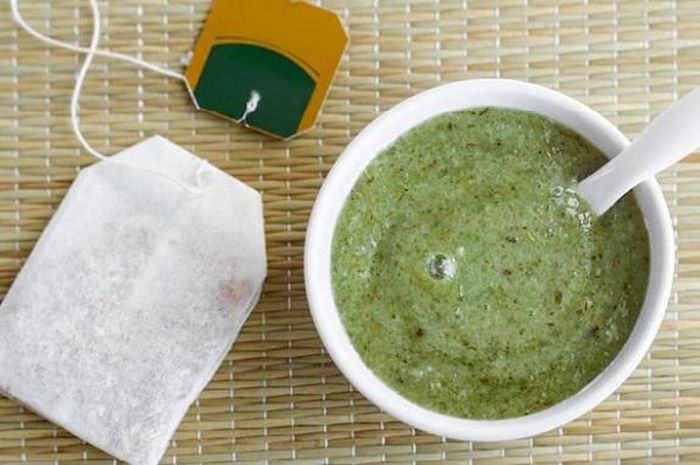 Trà xanh giàu chất chống oxy hóa, trị mụn đầu đen và làm đẹp da.