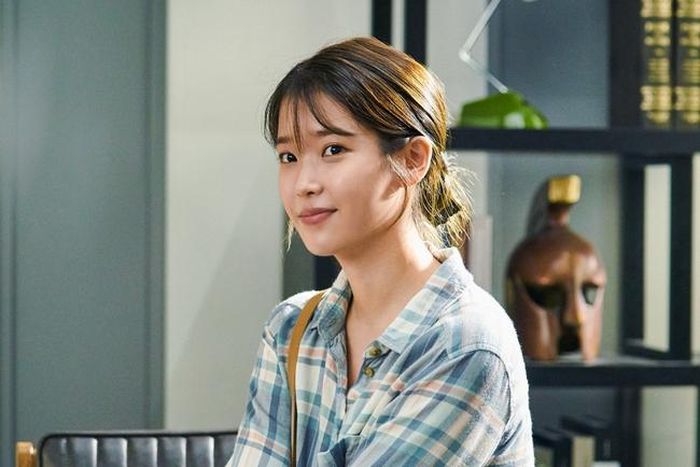 IU đóng vai Lee So Min trong phim "Dream"