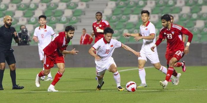 U23 Việt Nam (áo trắng) nhận về nhiều bài học quý giá tại Doha Cup 2023