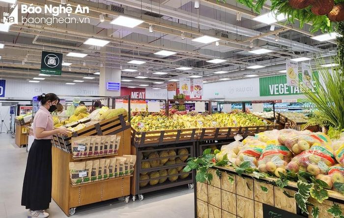 Tháng 3 sau Tết nhu cầu tiêu dùng của người dân có xu hướng giảm. Ảnh: Thu Huyền
