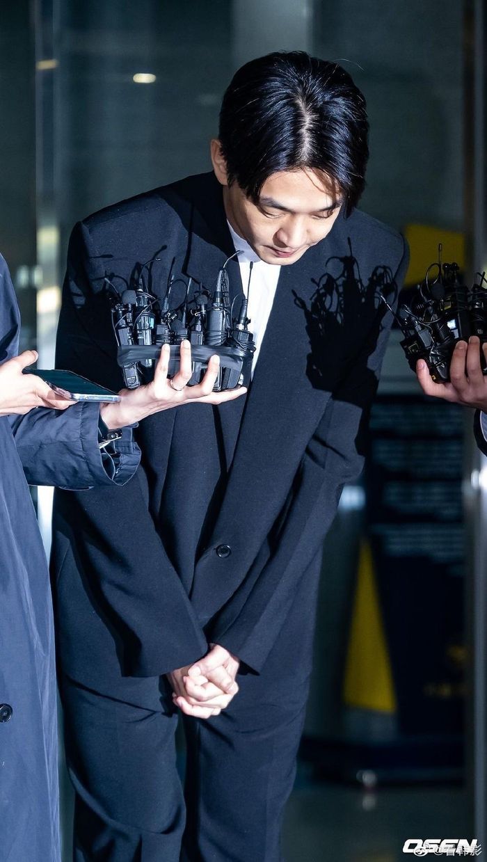 Yoo Ah In xin lỗi công khai và tuyên bố sẽ thành khẩn hợp tác điều tra. Ảnh: Osen.
