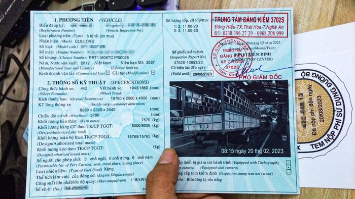  Mẫu đăng kiểm được người bán trên mạng xã hội quảng cáo là được làm "như thật". 