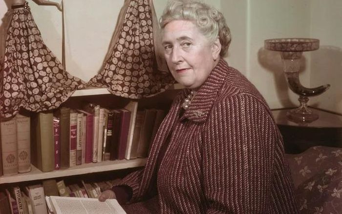 Nhà văn trinh thám nổi tiếng Agatha Christie