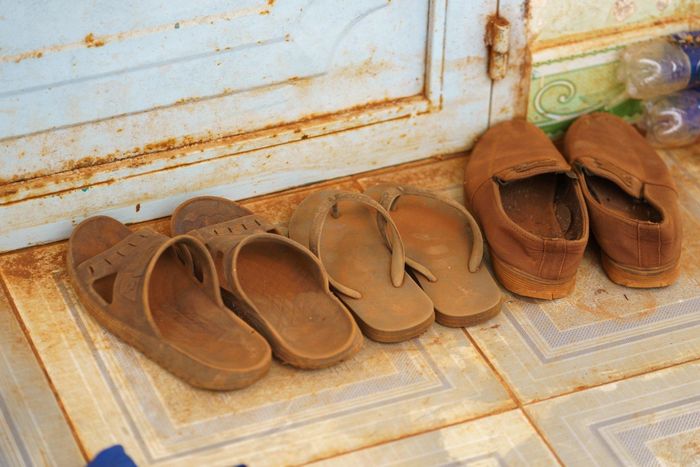  Đời sống sinh hoạt của người dân sống trong bán kính xung quanh công trường từ 1 km đến 10 km đều bị ảnh hưởng nặng nề. 