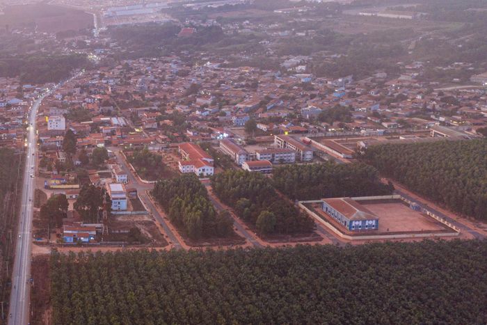  Ô nhiễm bụi tại khu vực thi công dự án sân bay Long Thành phát tán vượt xa khuôn viên dự án hàng km, gây ảnh hưởng không nhỏ đến sức khỏe và sinh hoạt của người dân xung quanh. 