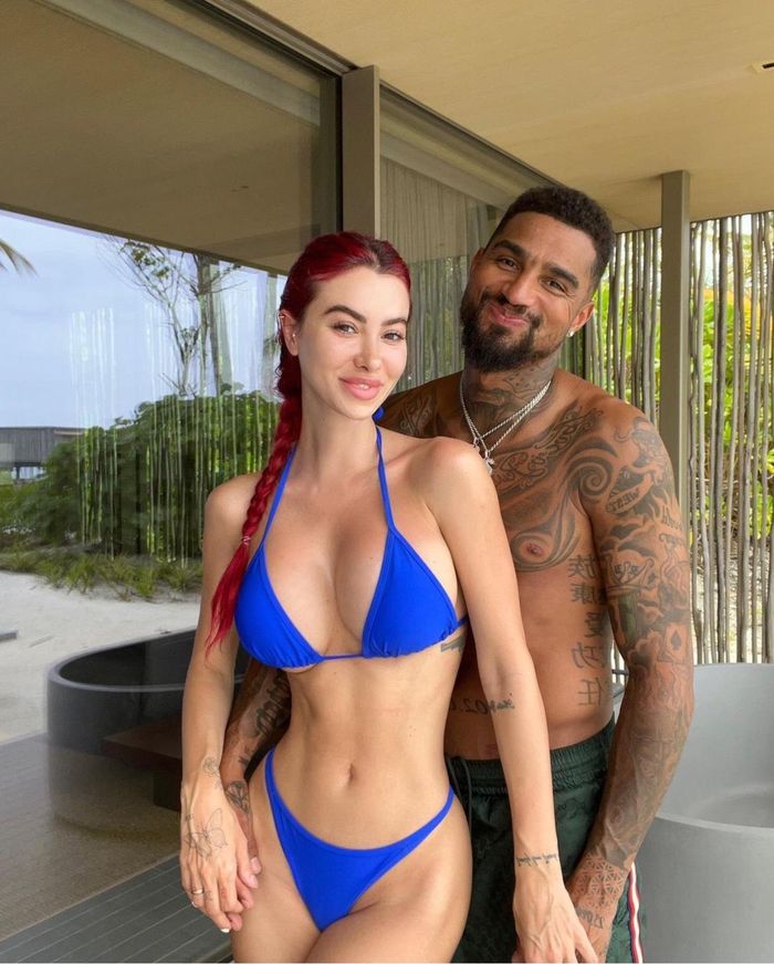 Boateng và vợ mới không ngần ngại khi chia sẻ những tấm hình sexy bên nhau