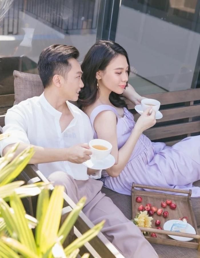Cặp đôi đón tin vui, chính thức lên chức lần nữa.