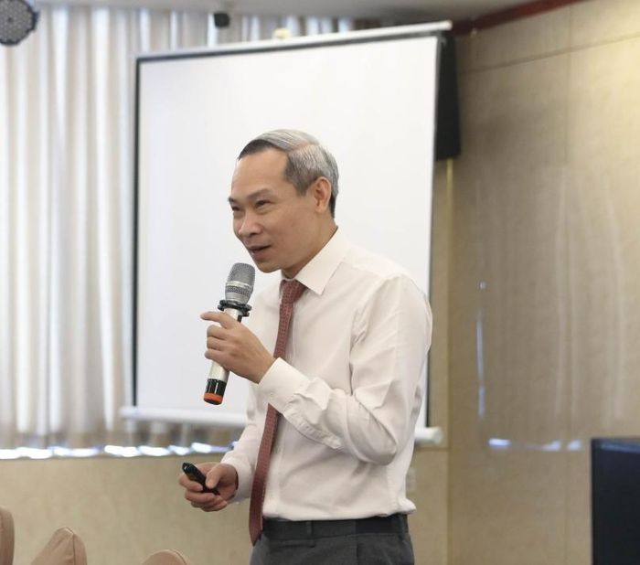 Ông Phan Đức Hiếu nêu quan điểm tại tọa đàm Thuế doanh nghiệp tối thiểu toàn cầu – triển vọng và thách thức trong thu hút FDI trên địa bàn TP.HCM
