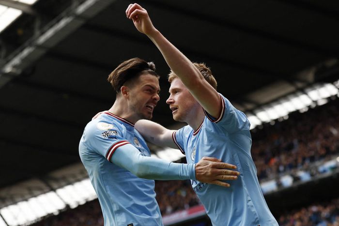 Grealish và De Bruyne cùng ghi bàn lẫn kiến tạo