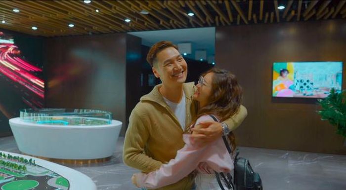 Một cảnh tình tứ của Ly - Quy trong Đừng nói khi yêu.