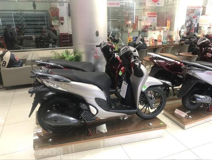 Honda Việt Nam tăng giá đề xuất hầu hết sản phẩm xe máy.