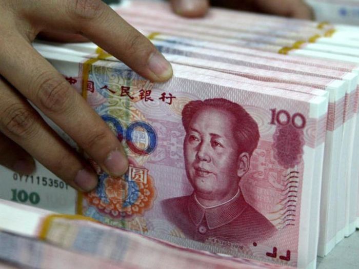 Nhân dân tệ trở thành ngoại tệ phổ biến nhất tại Nga. Ảnh: Reuters.