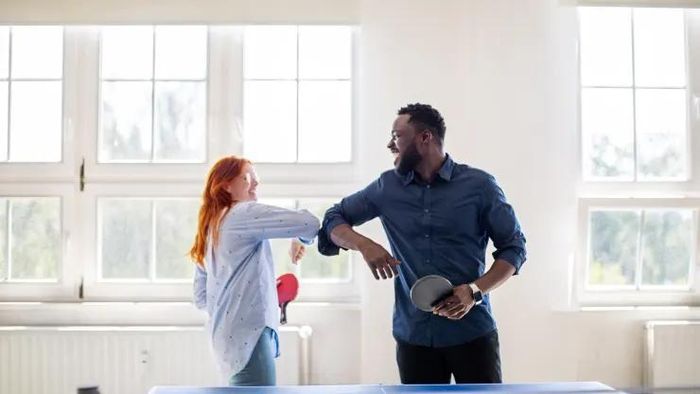 Việc có bạn thân là đồng nghiệp sẽ khiến nhân viên nhiệt huyết hơn.