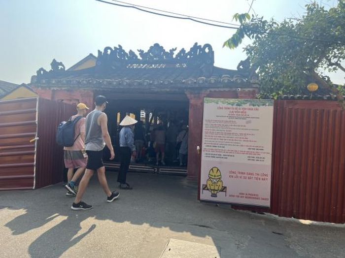 Hiện Hội An có khoảng 155 (14%) di tích xuống cấp đang phải chống đỡ. 