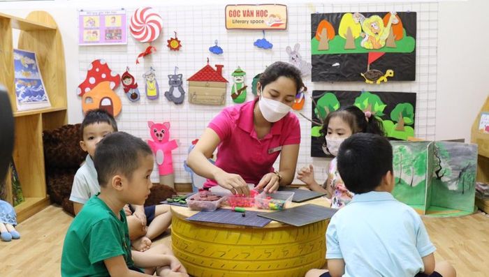 Cần nhiều sự quan tâm đối với giáo viên mầm non