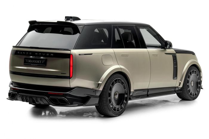  Nhằm nâng cấp ngoại hình cũng như hiệu năng của chiếc xe, Mansory đã ra mắt gói độ dành cho chiếc Range Rover, bao gồm những phiên bản HSE, Vogue và Autobiography. 