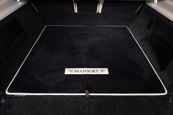  Mansory cho phép chủ sở hữu có thể cá nhân hóa chiếc xe với các chất liệu cao cấp nhất. 