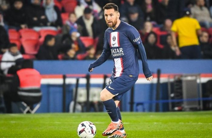 Lionel Messi đang được liên hệ trở lại Barcelona vào mùa hè này. 