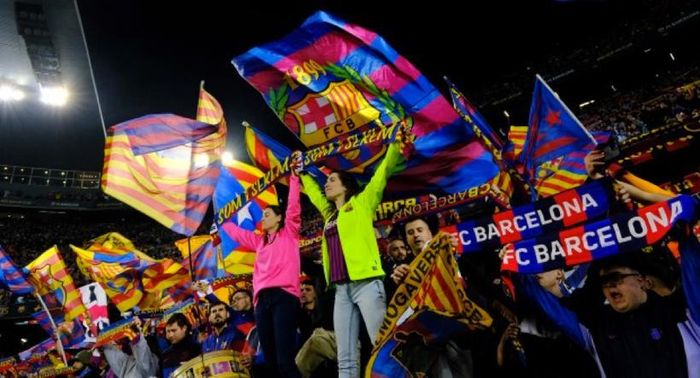 Các cổ động viên Barcelona đã hô vang tên Messi trong trận El Clasico hôm 6/4.
