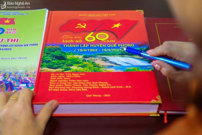 Nhiều bài dự thi được đầu tư công phu, tâm huyết. Ảnh: Đình Tuyên