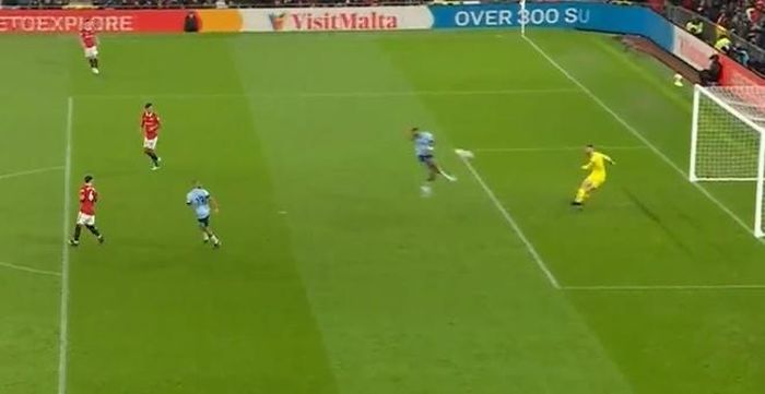  Pha bóng lỗi mới nhất của De Gea. 