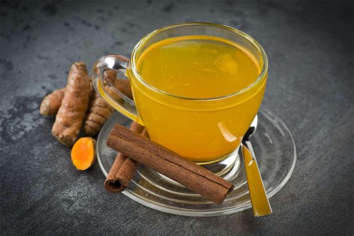 Hoạt chất curcumin trong nghệ có khả năng điều trị một số loại ung thư. Ảnh: Drweil.