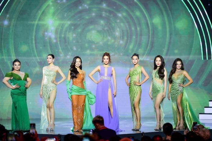 Sau nhiều năm, cuối cùng Lan Khuê và học trò Mai Ngô đã có dịp cùng nhau đứng trên một sân khấu, đây được xem là khoảnh khắc ý nghĩa đối với cộng đồng "beauty queen" Việt Nam.