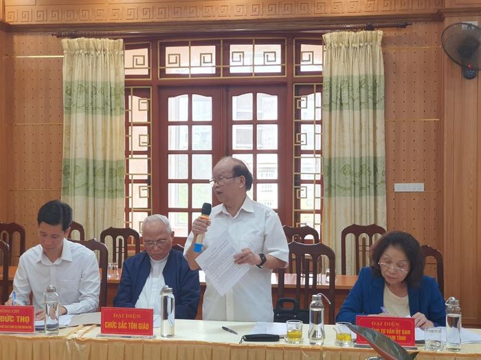 Đại diện chức sắc tôn giáo phát biểu tại buổi làm việc.