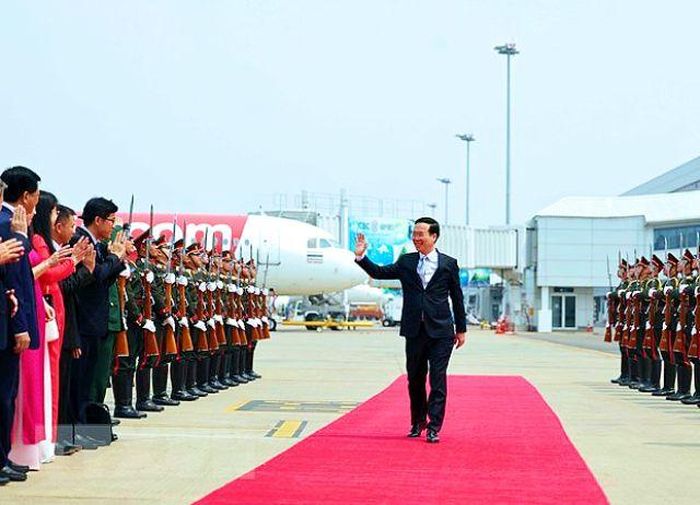 Chuyến thăm hữu nghị chính thức Lào của Chủ tịch nước Võ Văn Thưởng có ý nghĩa quan trọng và đặc biệt. Ảnh: TTXVN.
