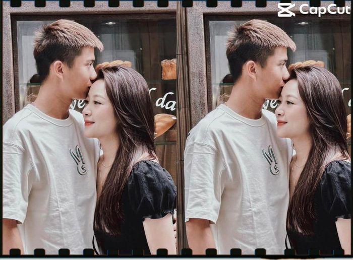Một số thông tin bên lề cho rằng để có được sự góp mặt của Phan Văn Đức trong đội, V.League đã phải trả 5 tỷ đồng/năm. Bên cạnh đó, anh cũng sở hữu mức lương khá cao so với các cầu thủ khác, lên tới 100 triệu đồng/năm.