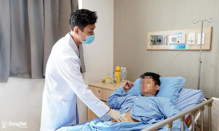 : Bệnh nhân phải nằm điều trị vì dị vật gây viêm, thủng hồi tràng