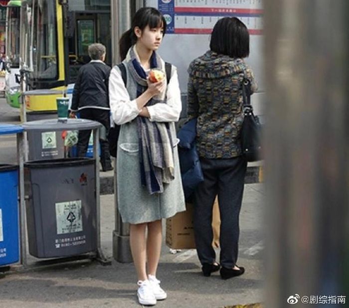 Dù chưa bước chân vào giới giải trí, Trần Đô Linh đã sớm là Nữ thần học đường toàn quốc