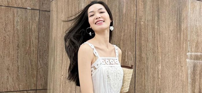 Nhan sắc rạng rỡ của Thùy Dung.